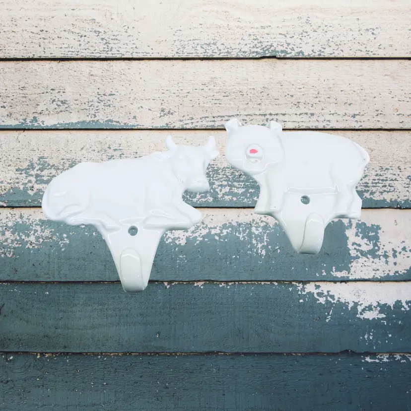 Vintage Takahashi Japan Ceramic White Cow & Pig 3” Wall Hooks Farmhouse Decor