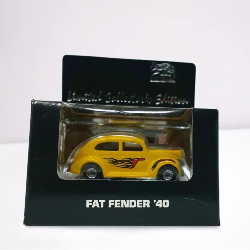 Hot Wheels 25th Anniversary Yellow Fat Fender 40's Ford # 5266/7000