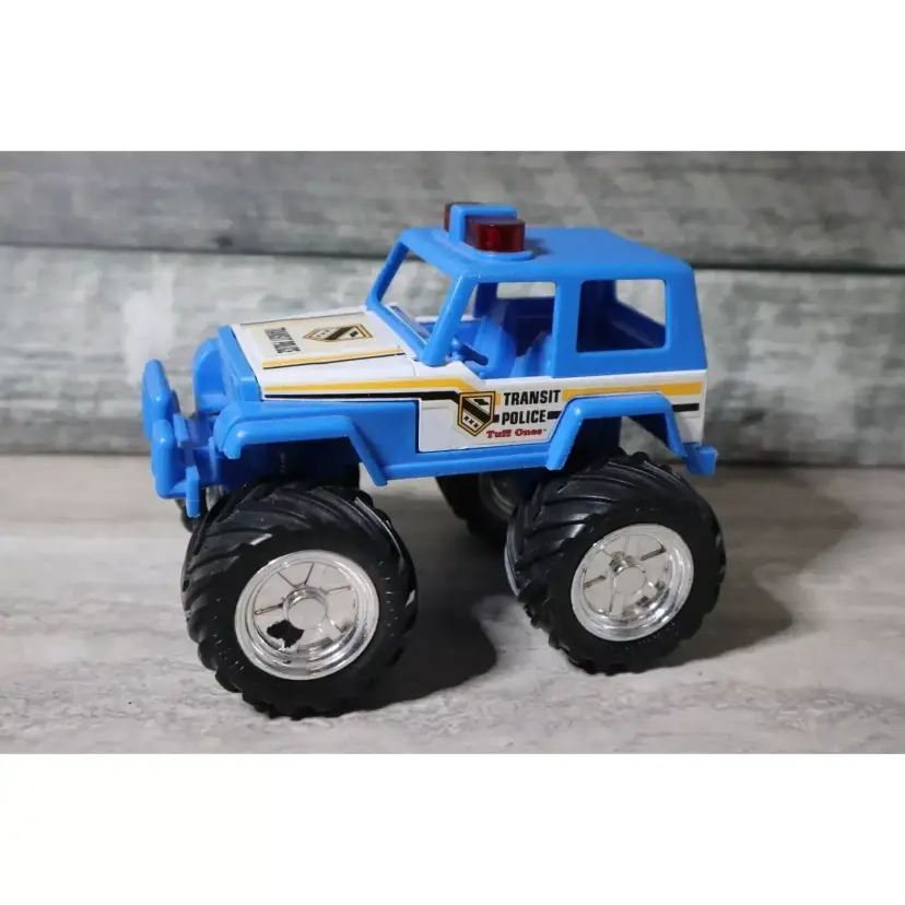 1987 Vintage REMCO "TUFF ONES" Transit Police Big Wheels Jeep, Blue & White