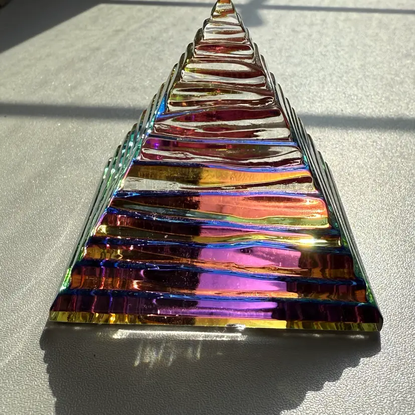 Iridescent Crystal Glass Textured Pyramid Paperweight Sculpture 2.25”