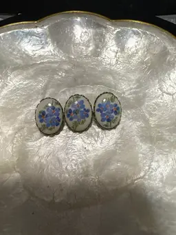 Vintage 3stone Hand Painted Flowers on Enamel Oval Brooch