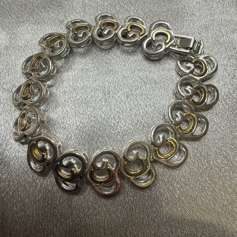 Vintage SJR Interlocking Heart Link Bracelet – Two-Tone Silver & Gold Finish