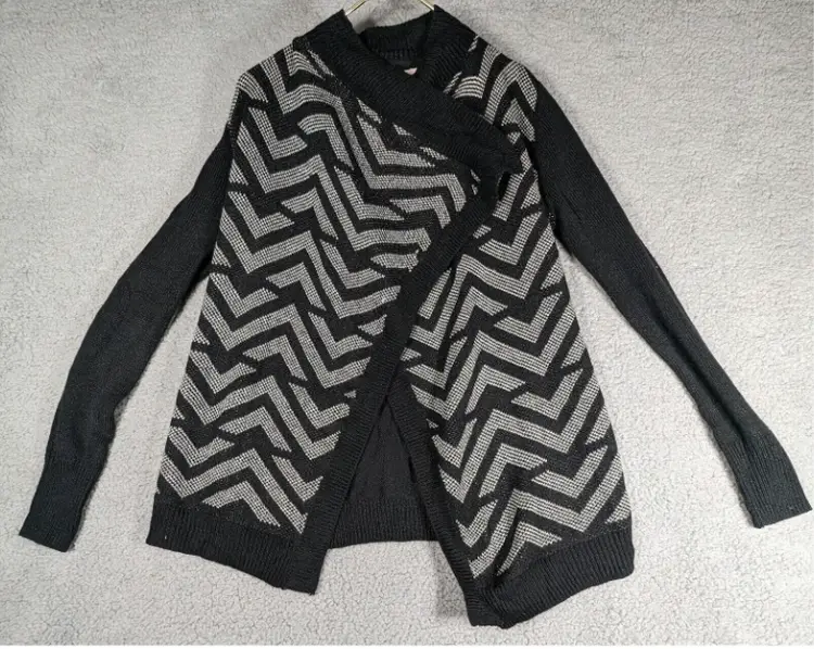 Candies Cardigan Wrap Womens Small - Black