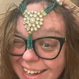 #07 - Blingy Jewelry Item!