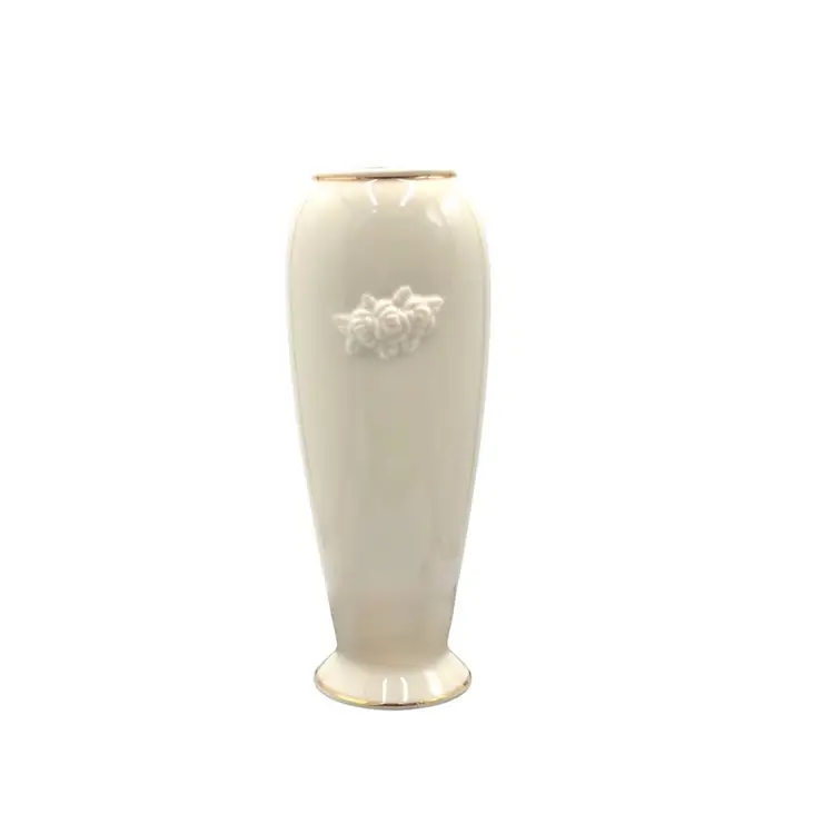 VINTAGE BUD VASE 
“Ivory Rose” Collection  
LENOX USA 1990




Christmas Holiday Hosting 
Party Celebration Winter Gift
Thanksgiving Harvest Autumn Halloween Party Celebration Gift 
Mothers Day Anniversary Birthday
Easter