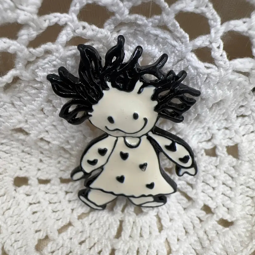 Vintage 1970S SFJ Steinmetz Signed, Black-And-White Enamel Girl Art Brooch Pen 48758
