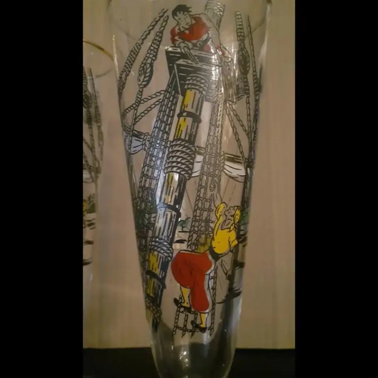 Libbey Pilsner Beer Glasses (2) Pirate Treasure Island 10oz Vintage MCM Gold Rim