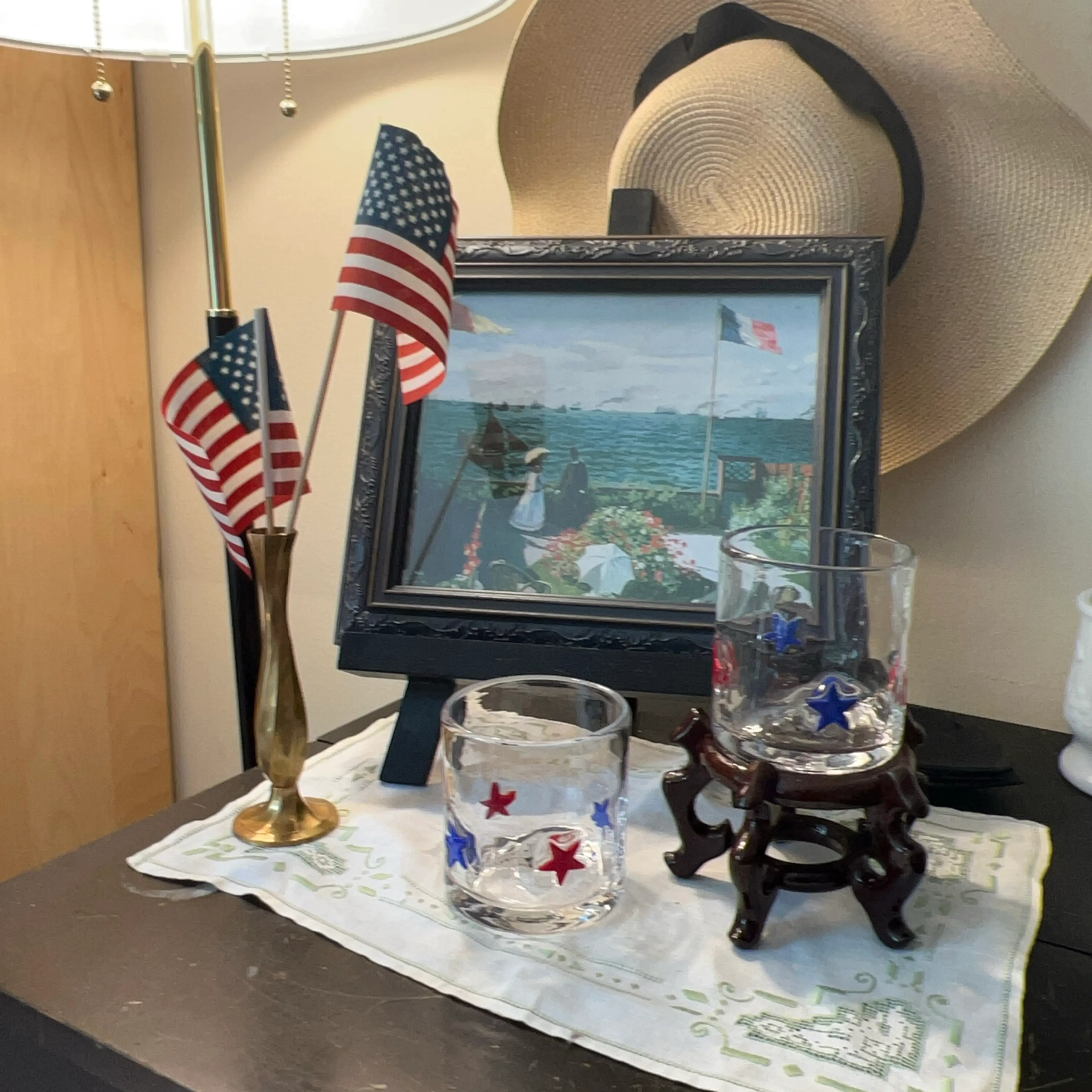 Image 2 of 7