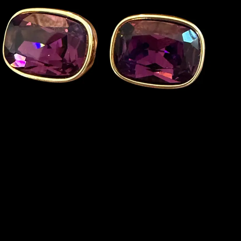 Gorgeous Swarovski Purple Crystal Clip On Earrings 3/4”