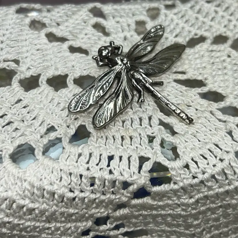 **Vintage Silver-Tone Dragonfly Brooch