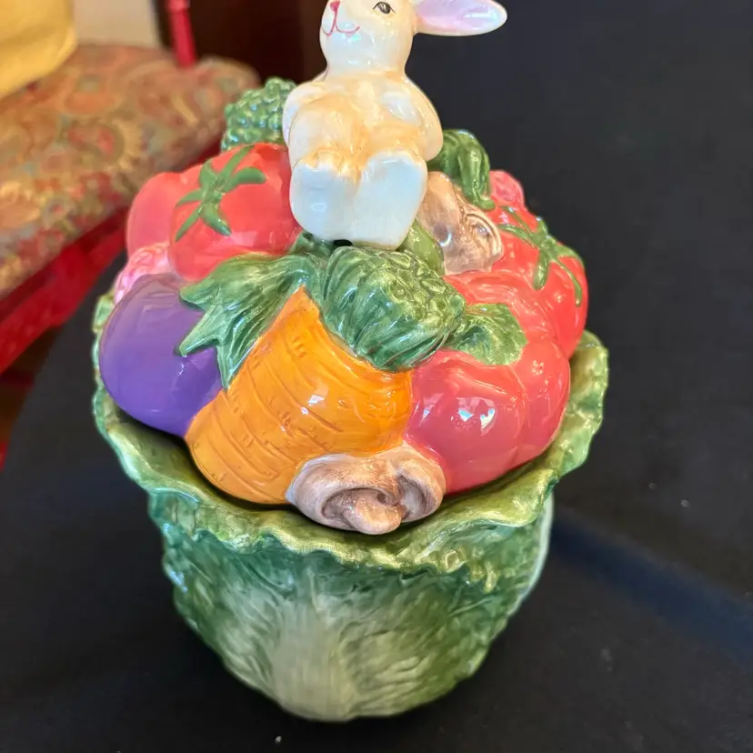 Harry And David Rabbit And Veggies On Cabbage Cookie Jar