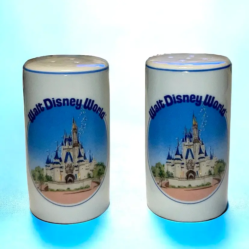 Vintage Disneyland Salt And Pepper Shakers California Souvenir 2 3/4 inch Japan