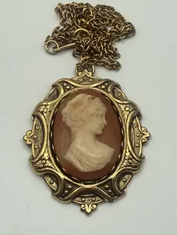 Cameo Set In Aged Gold Tone Frame Pendant And Chain (China)