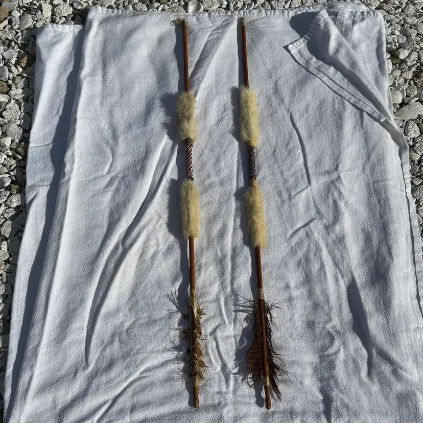 2 Decorative Beaded Native American Arrows Beadwork & Fur NO TIPS Rough Feathers