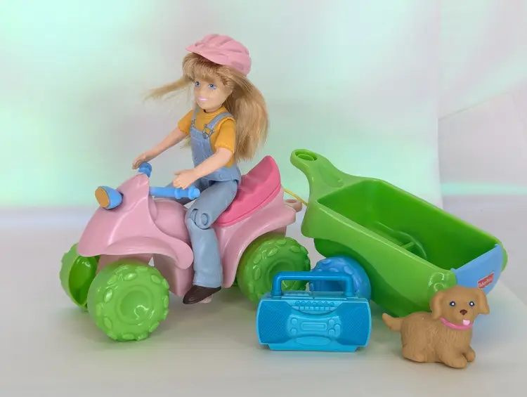 Fisher Price Loving Family Toys R Us exclusive 2008 ATV Fun Set Outdoor Campsite Doll 4 wheeler wagon & Pet dog