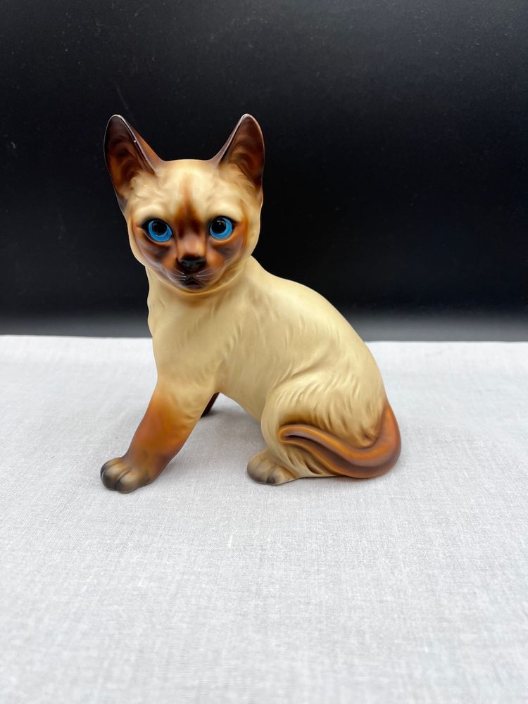 #299A Vintage 1970's Tan and Brown Ceramic Kitten Figurine