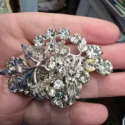 Vintage Rhinestone Brooch Or Scarf Pin