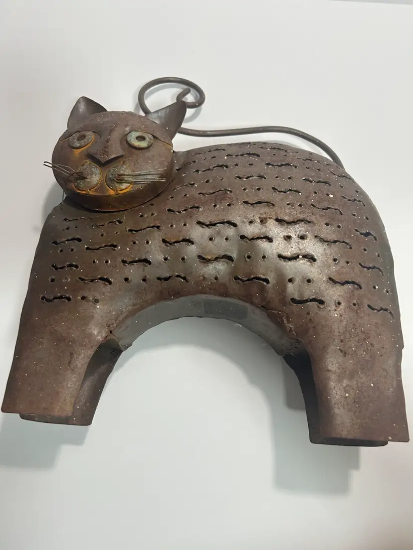 Metal Cat Candle Holder - LRG
