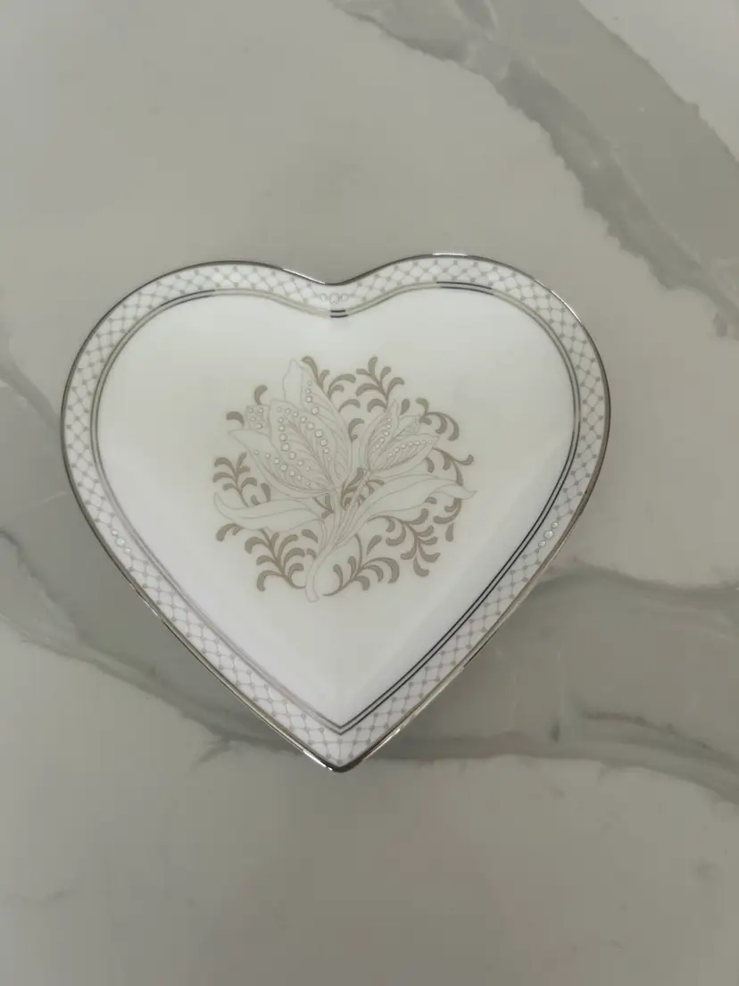 Waterford Bone China Pardons Heart Shaped Dish