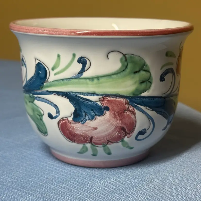Italy Hand made ceramic planter scroll and flower design signed by artist 3.5”