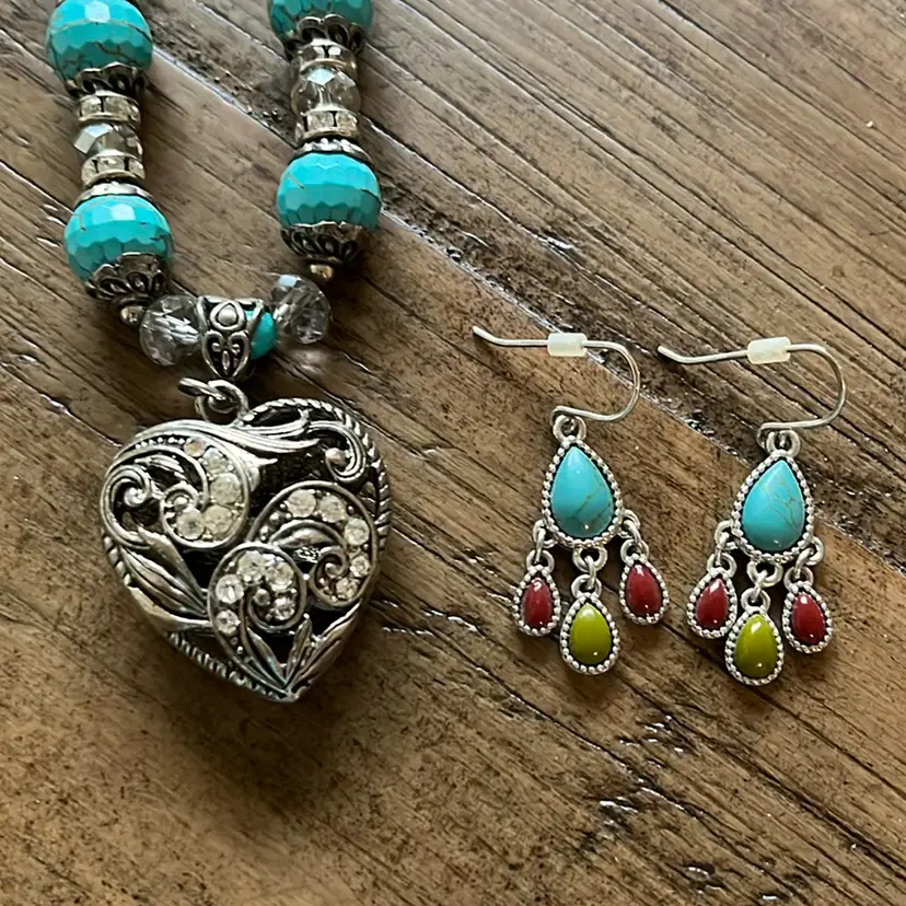 Heart Necklace And Earrings 