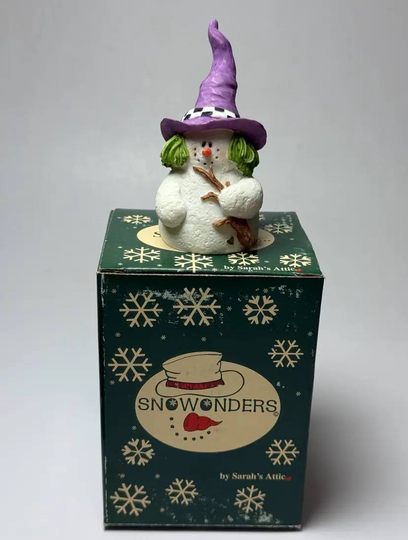 Snowonders by Sarah's Attic Snowman Figurine October Witchy NO Certificate