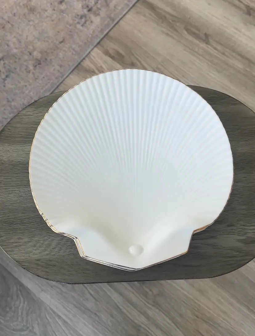 2 Set Fine Porcelain White Nautilus Clam Shell Serving Plates Gold Trim - 11"