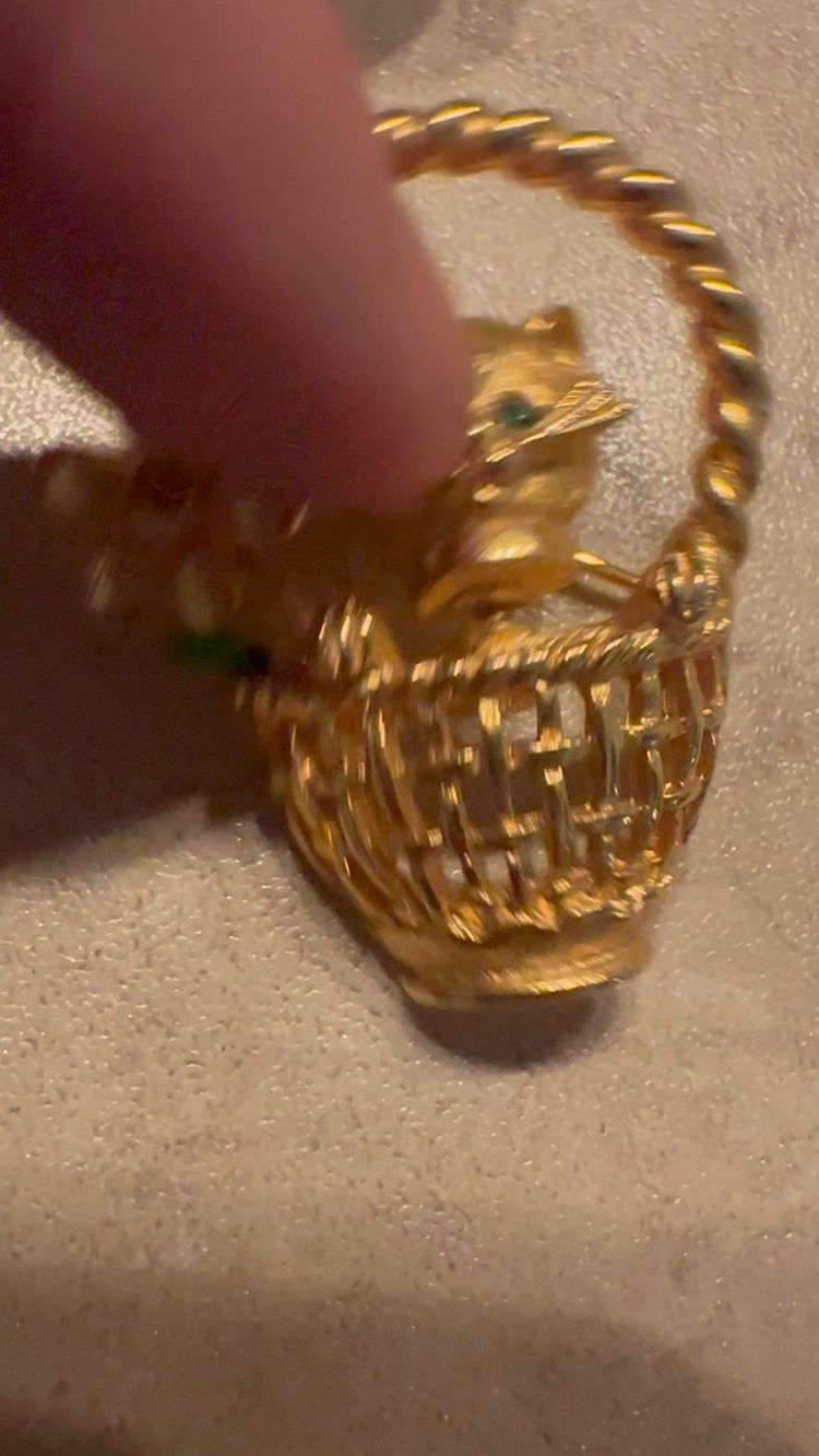 Vintage Gold Crown Kitty Cat in Basket Bobble Head Brooch Pin