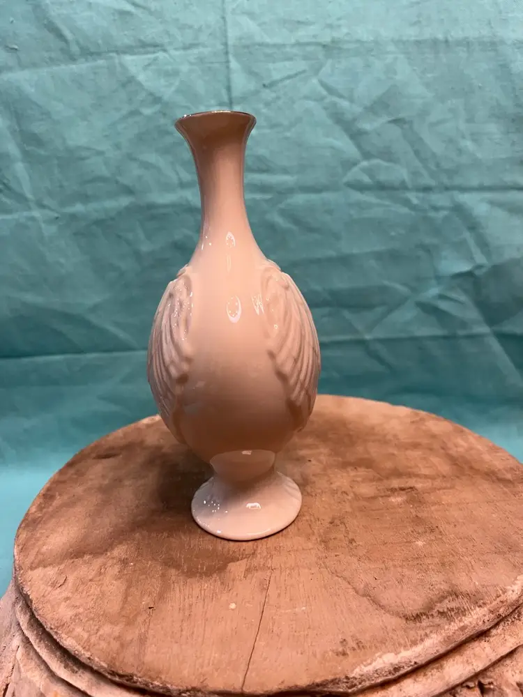 Lenox Aegean Pattern Seashell Bud Vase