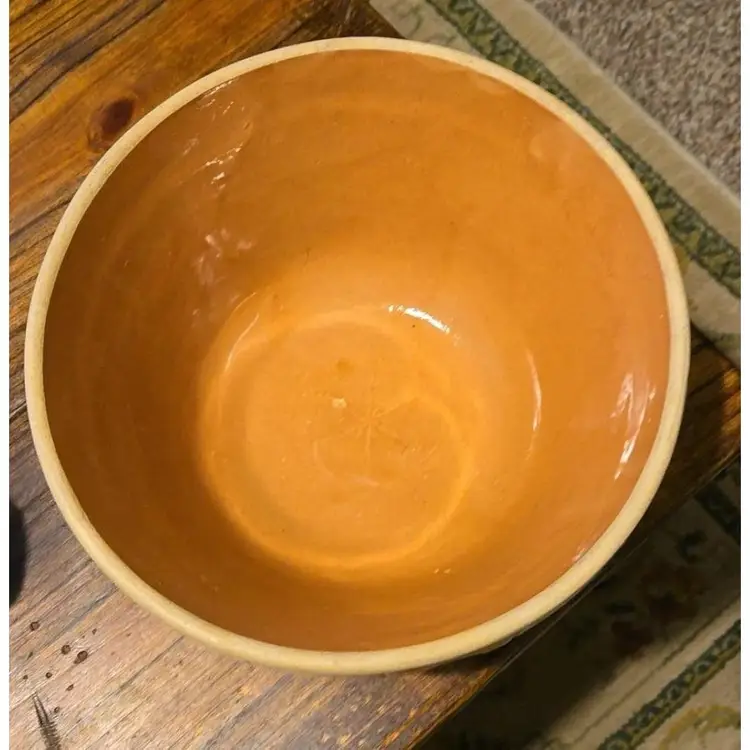 Watt Pottery 9 Inch Yellowware Bowl