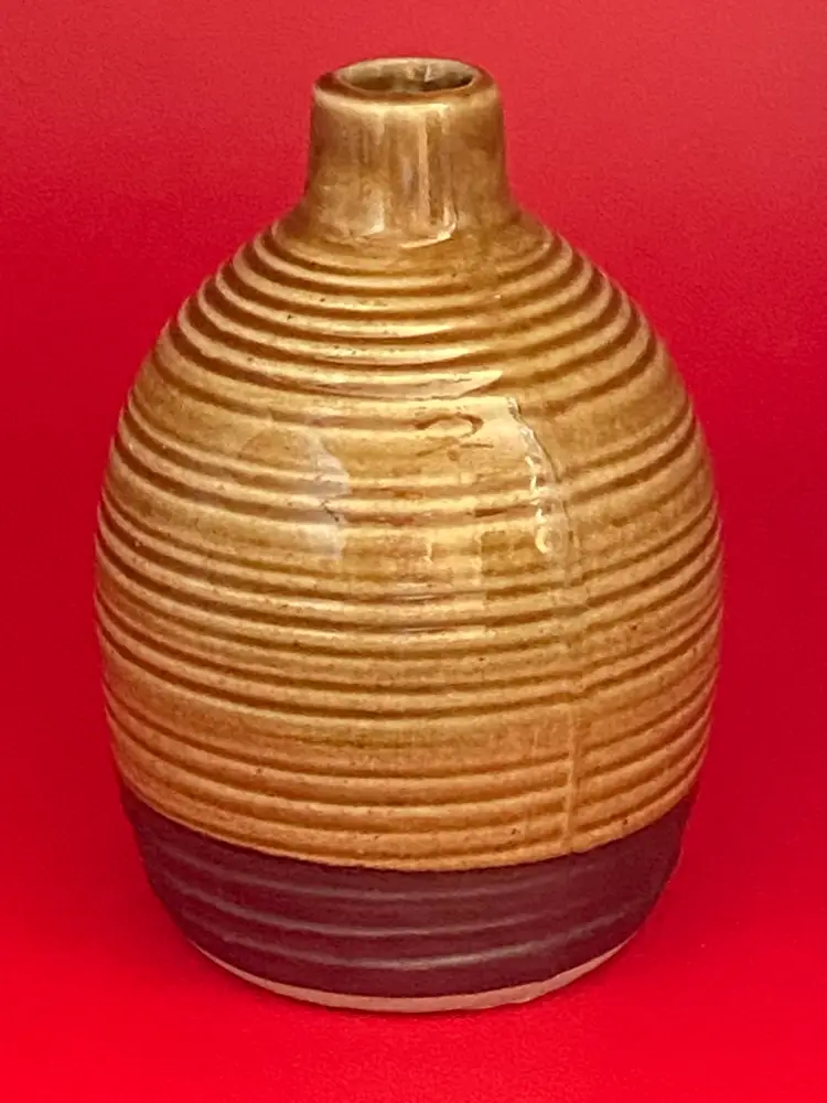 Grenade  Shaped Art Pottery Vase w Horizontal Striations, 4.5" Tall