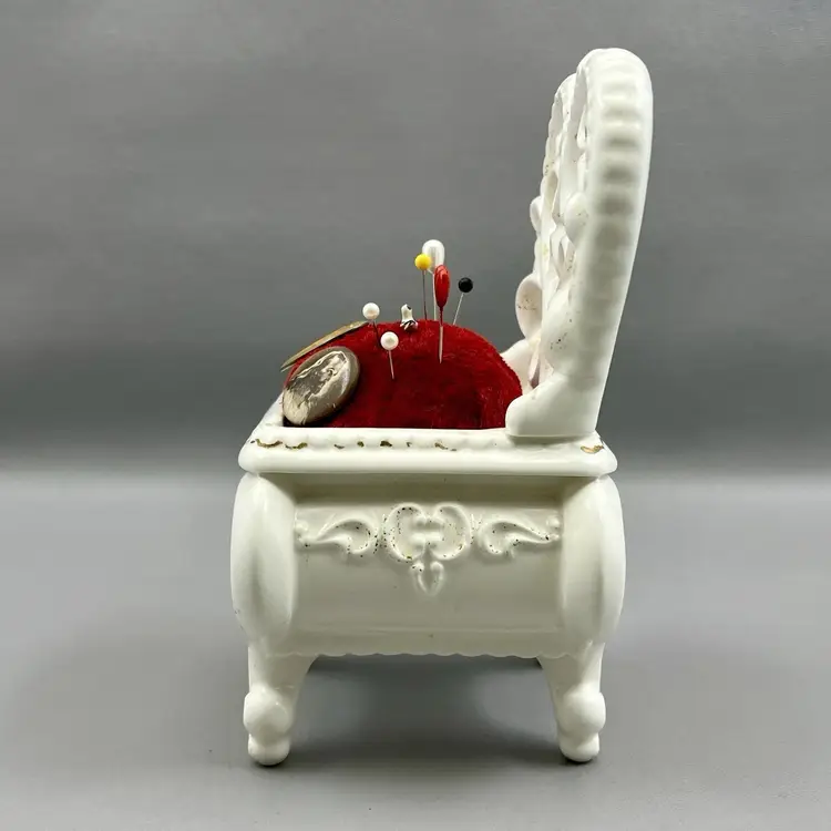 Vintage Victorian 6.5" White Dressing Throne Chair Red Pin Cushion NAPCO 1962 Japan With Pins