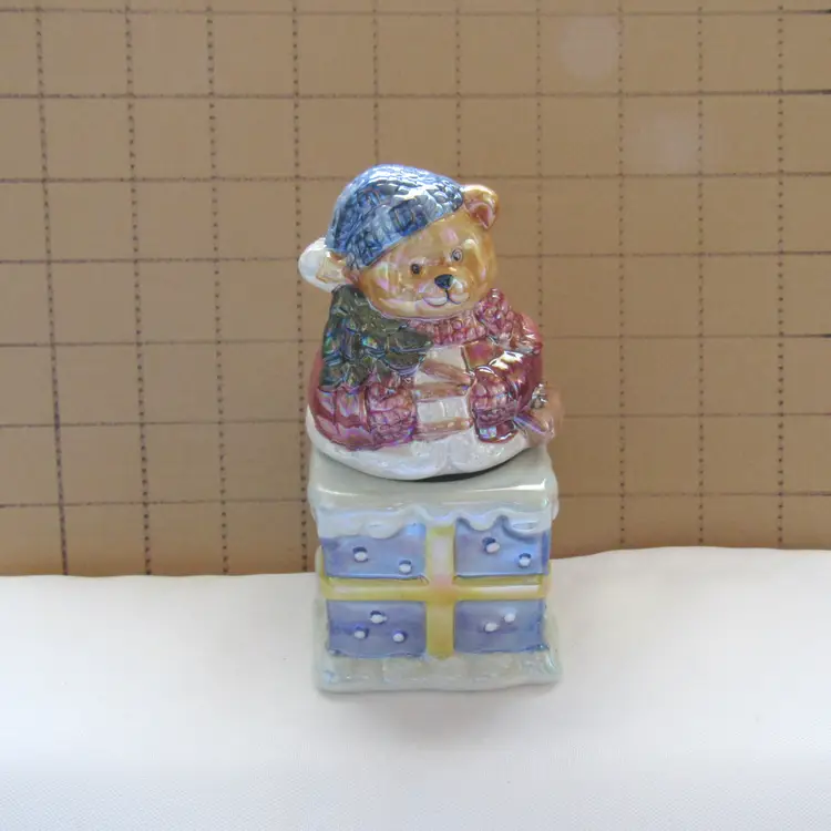 Stacking Christmas Bear on Gift Salt & Pepper Shaker Set