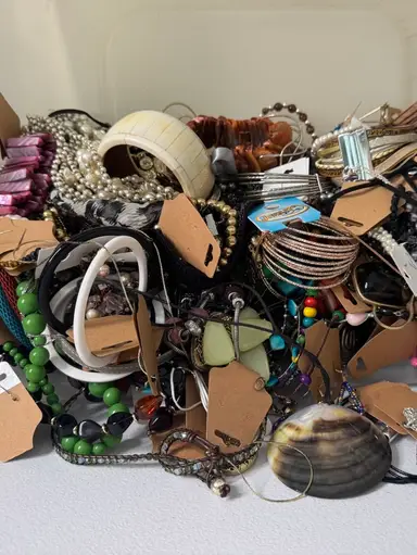 Saturday Morning $3 Start Jewelry Dig With Trish & Mom 💖💖💖