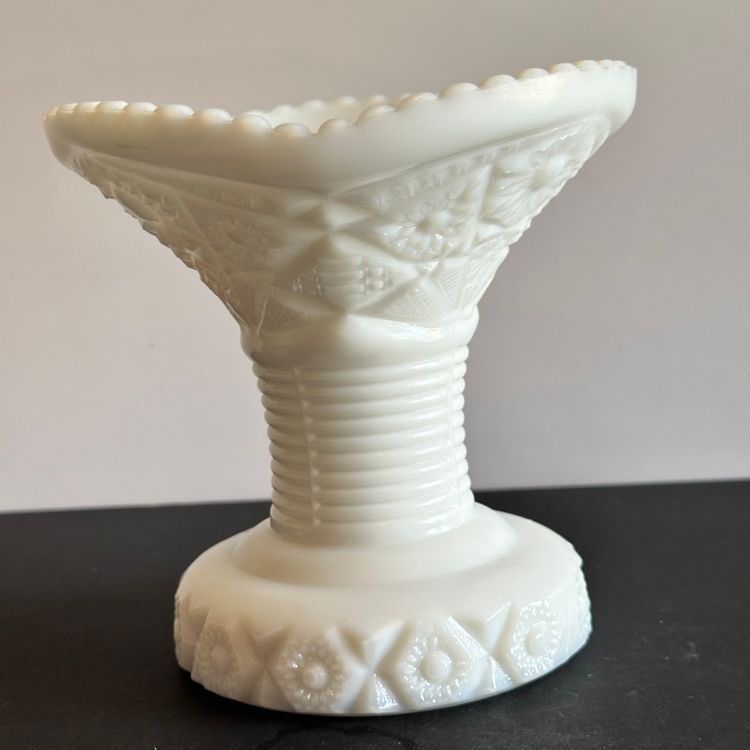 #912 West Moreland Milk Glass  “Old Quilt”Pattern Mckee Home Accent Planter Flower Holder Vase 1940 To 1984