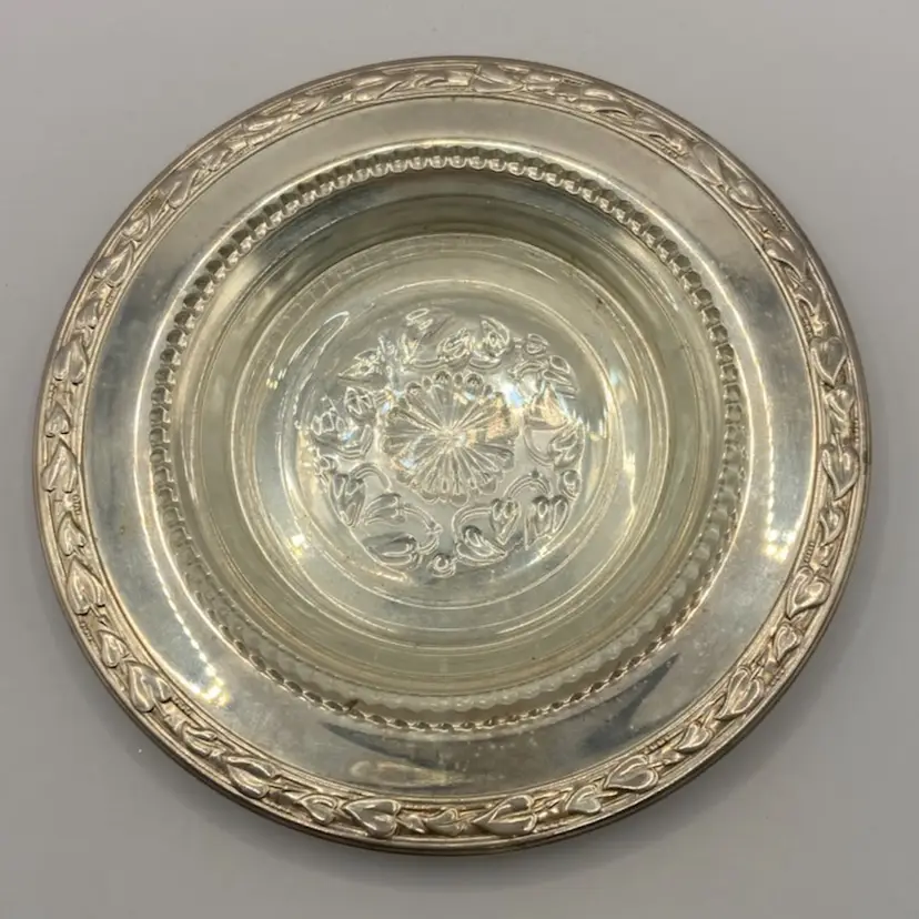 5”  1930’s Wm A Rogers Silver Plate Jelly Dish With Glass Insert, “Meadowbrook” Pattern