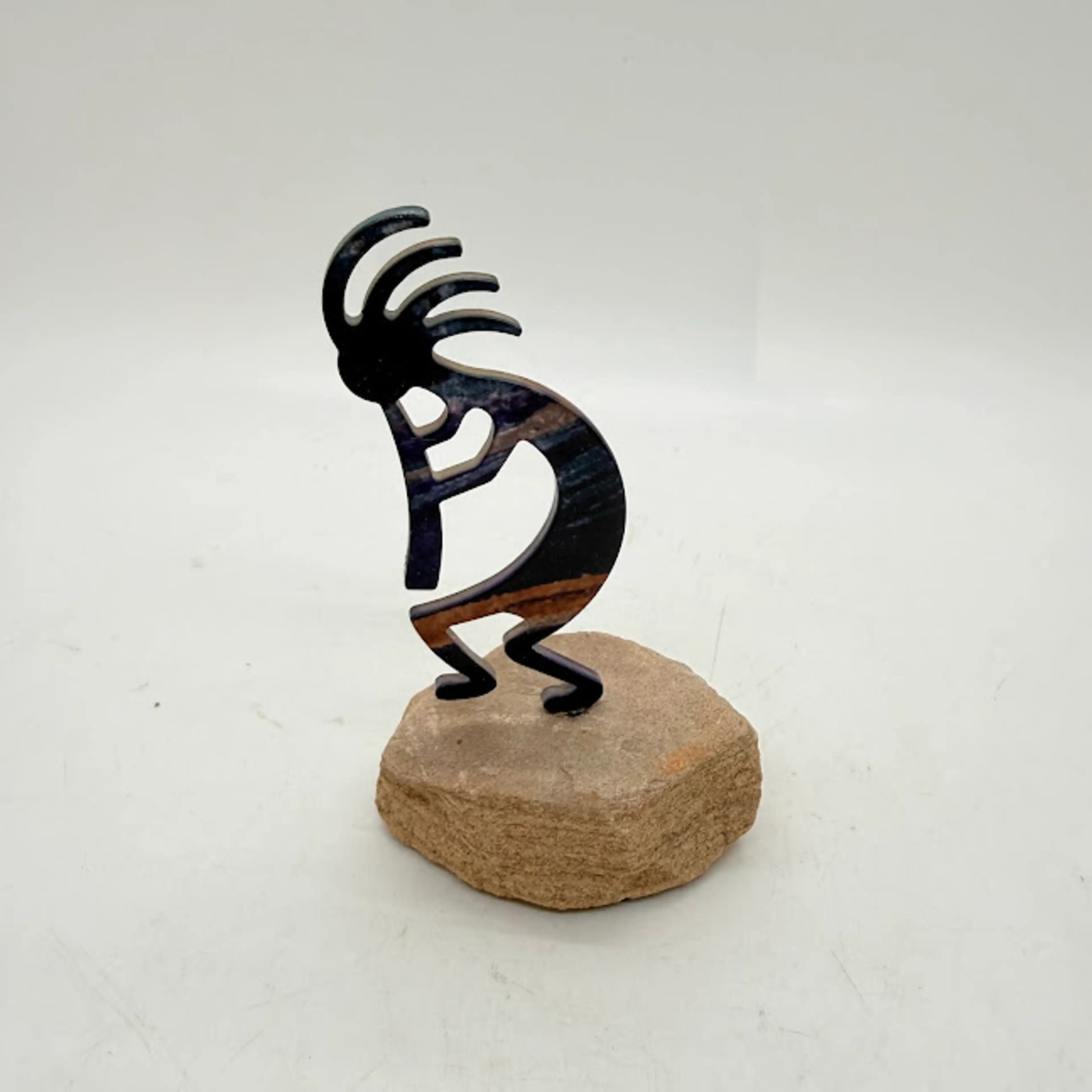 Image 3 of 9