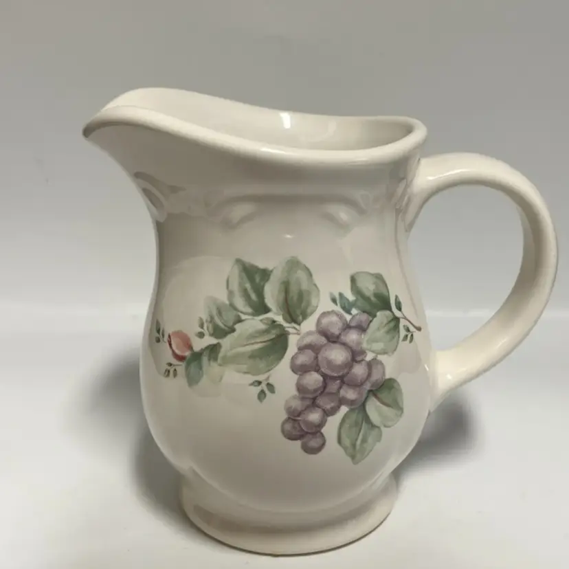 Vintage Pfaltzgraff -Grape Pitcher β 5β H x 5β W β USA -Stoneware-