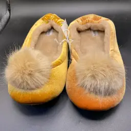 Old Navy Slippers