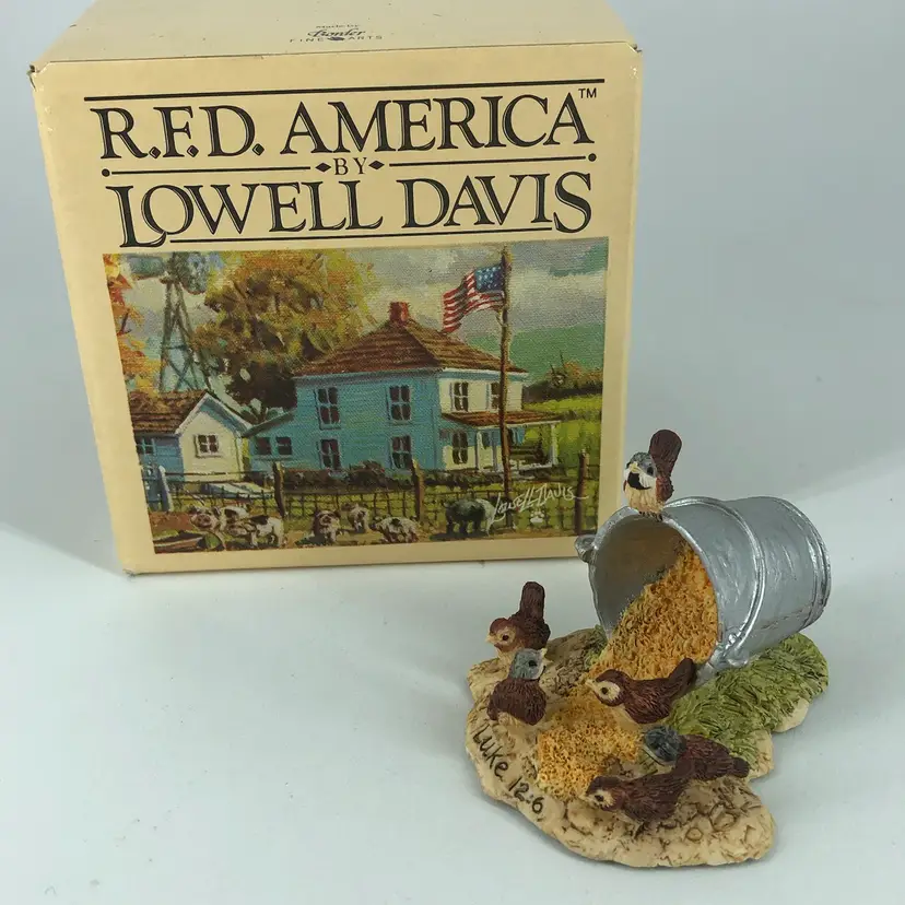 Vintage Lowell Davis "Luke 12:6" Birds with Bucket Figurine with Box