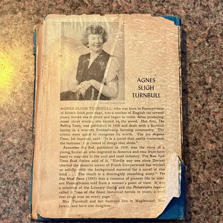 Vintage Hardcover Edition The Bishop’s Mantle Author Agnes Sligh Turnbull (KK)