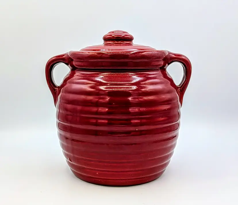 Vintage Red Beehive Stoneware Crock w Lid 7.75” USA Pottery Ribbed