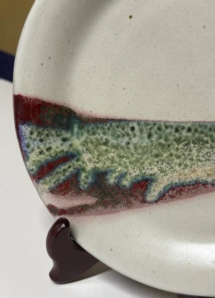 Mangum Studio Pottery Weaverville, NC 8.5” salad plate Multicolor 2000 signed