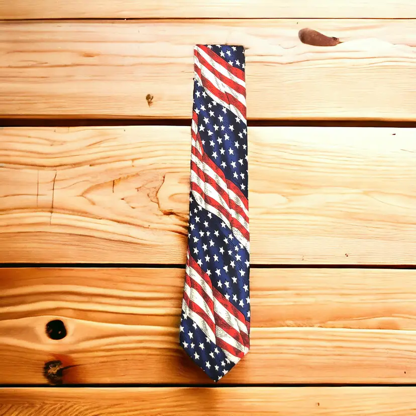 006. Bespoke American Flag Tie Red White Blue Stars