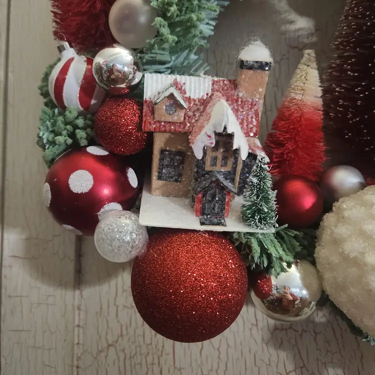 Its a Snowy World wreath