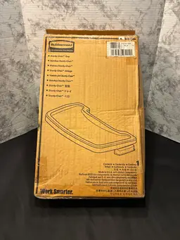 Black Rubbermaid Commercial Products Food Tray for Sturdy High-Chair 7815 781588