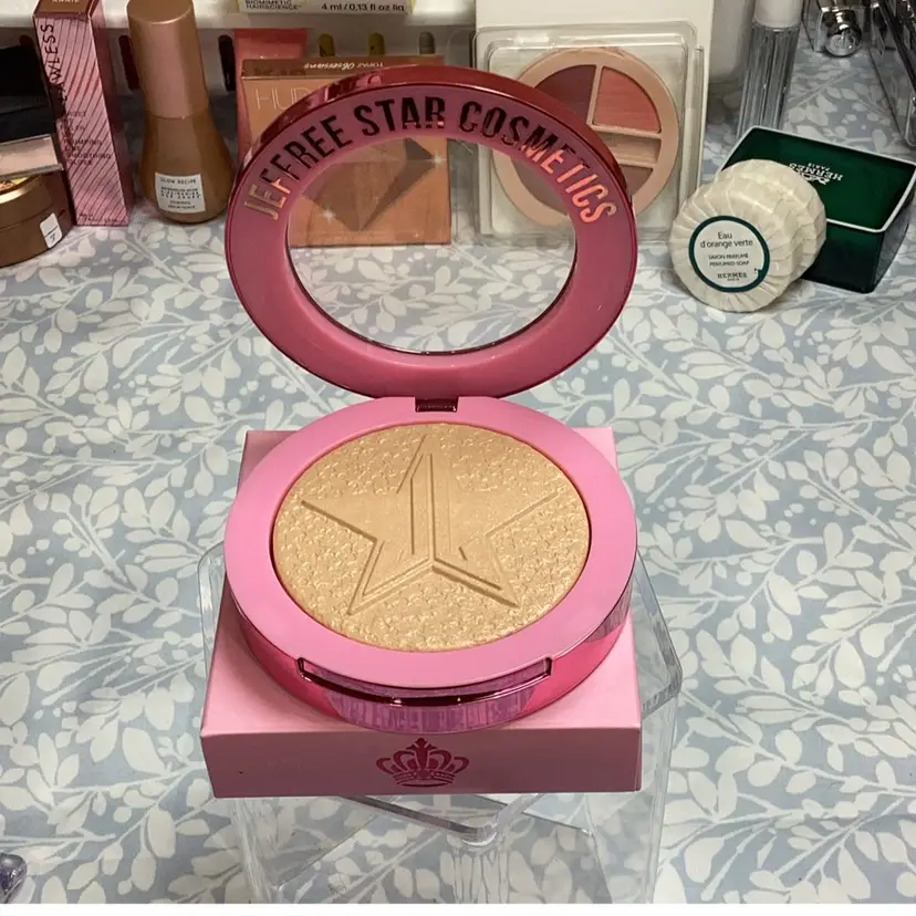 Jeffrey Star Frozen Peach Highlighter