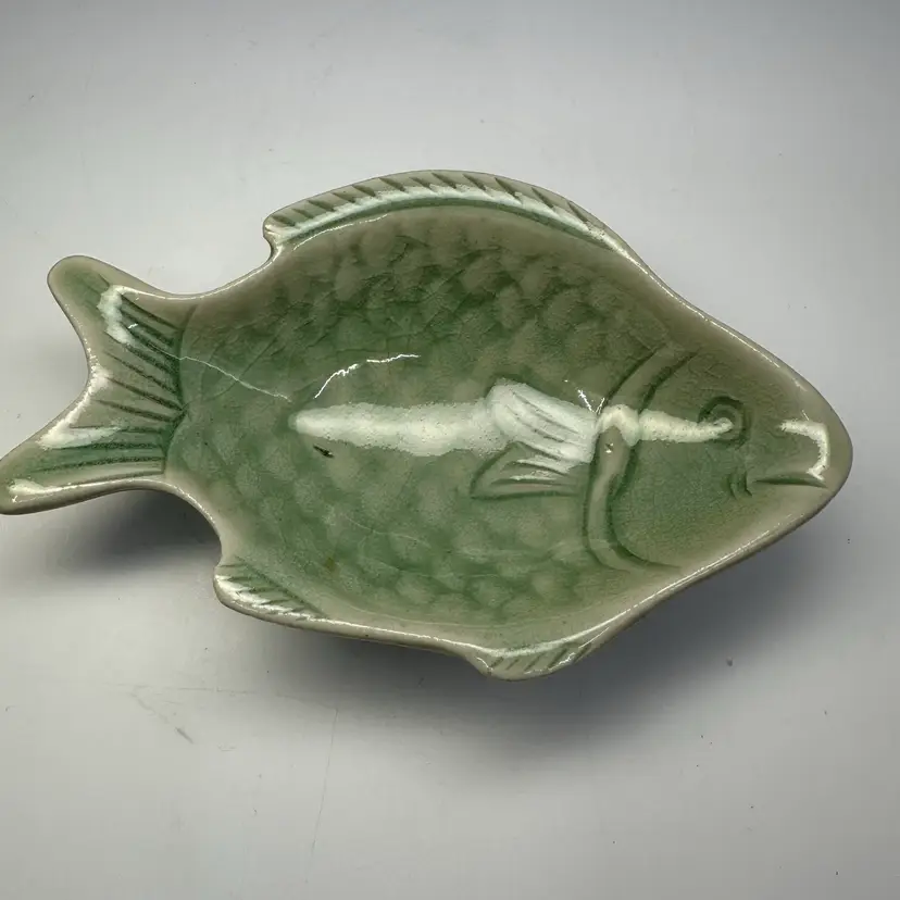 Baan Celadon Fish Dish 4.5”