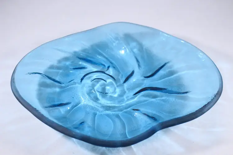 Jim Mccullough Shell Waves Pattern Blue Sandblasted Art Glass Dish - Signed