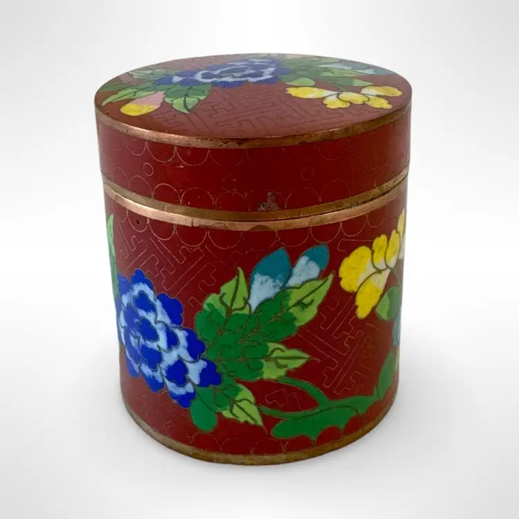 Vintage Chinese Cloisonné Tea/Tobacco Tin With Copper Accents Red With Yellow Blue Flowers